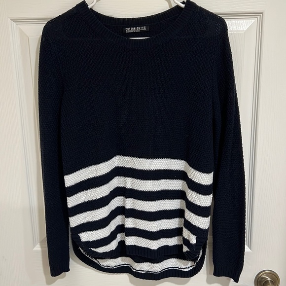 COTTON ON NAVY SWEATER - Picture 1 of 5